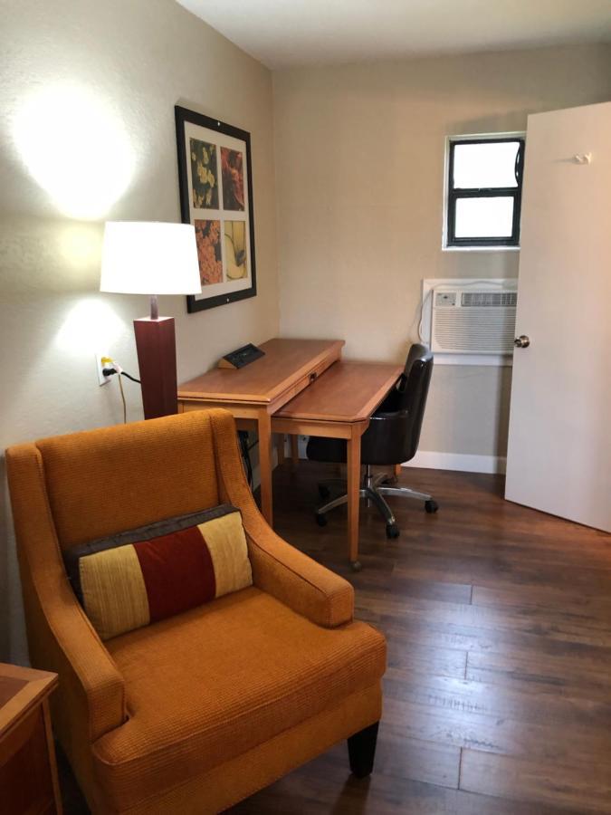 Ocala Cove Motel Екстер'єр фото